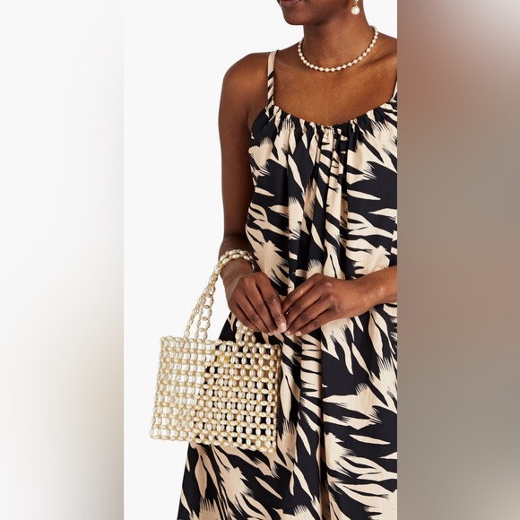 New VANINA ‘Sable Nacré’ Faux Pearl Tote – Ecru | Handcrafted Pearl Beaded bag - Picture 9 of 9